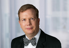 Alexander Fölsche, Wirtschaftsprüfer, Certified Public Accountant (USA), Dipl.-Kaufmann, Certified Financial Services Auditor