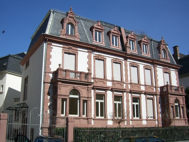 law firm building at Frankfurt Corneliusstrasse